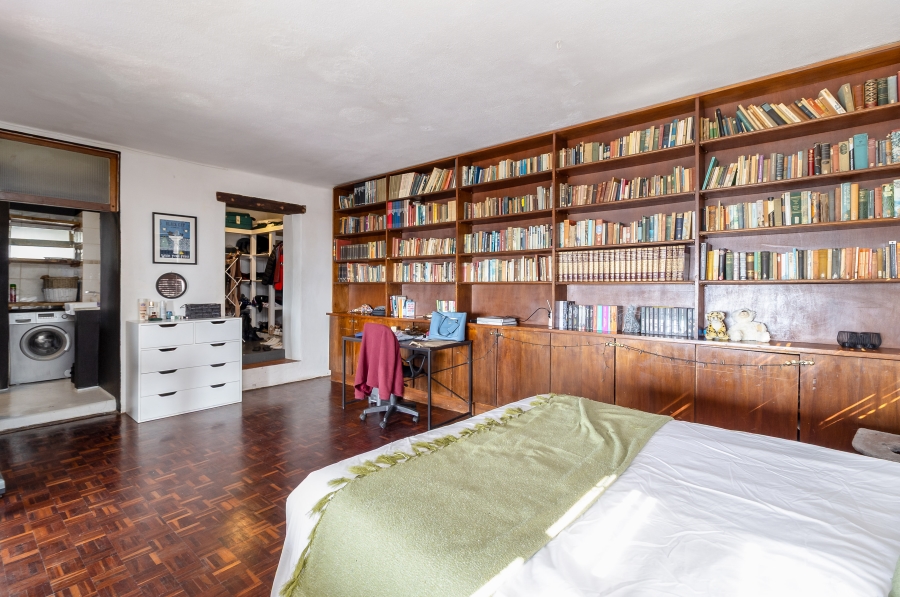 To Let 1 Bedroom Property for Rent in Green Point Western Cape